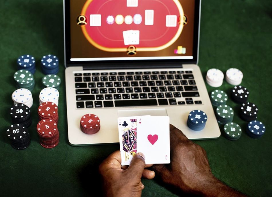 Freerolls and Fun: Exploring the Exciting World of Free Online Poker Tournaments
