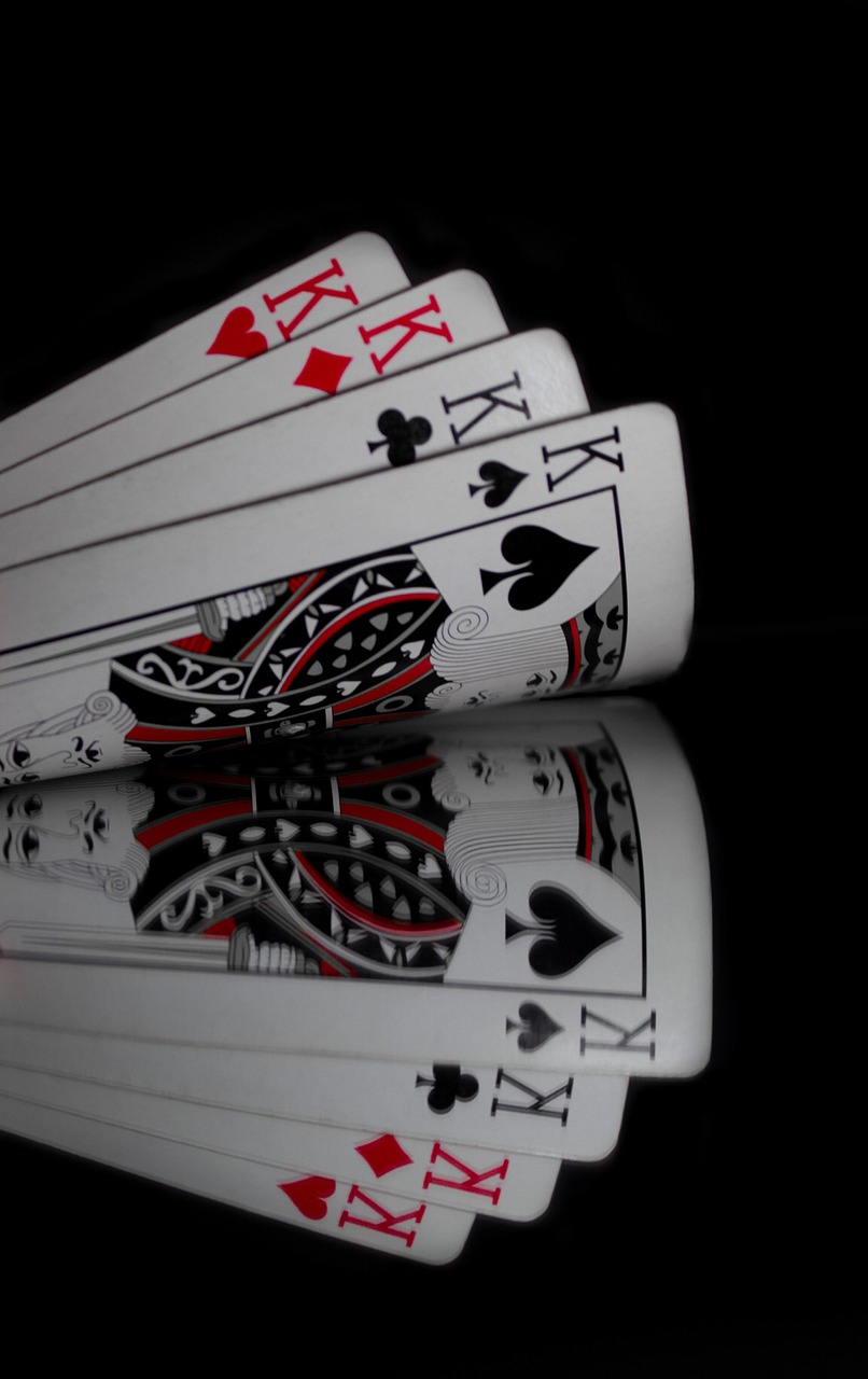 The Art of Bluffing: Mastering Deception and Extracting Value in Texas Holdem